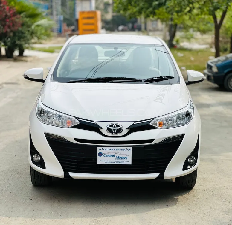 Toyota Yaris Sedan 2022 for Sale in Lahore Image-1