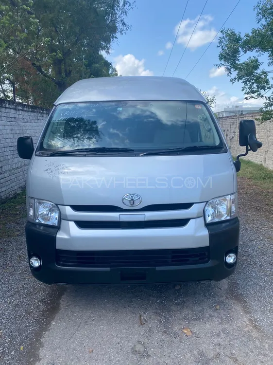 Toyota Hiace 2019 for Sale in Gujranwala Image-1
