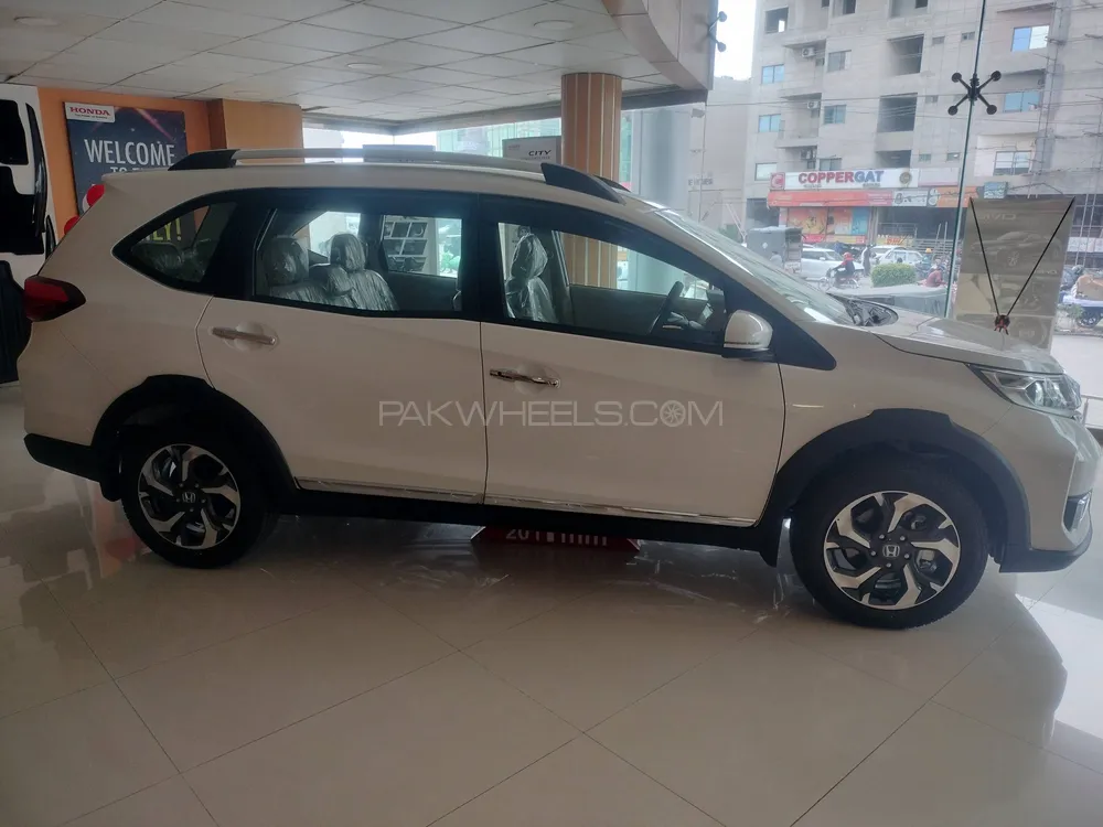 Honda BR-V 2023 for Sale in Lahore Image-1
