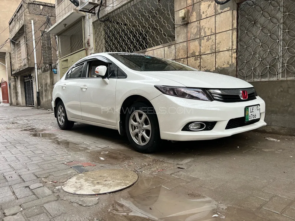 Honda Civic 2014 for Sale in Lahore Image-1