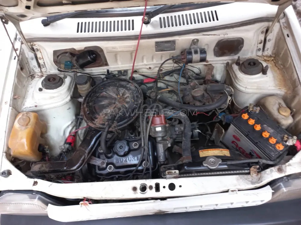 Suzuki Mehran 2005 for Sale in Lahore Image-1