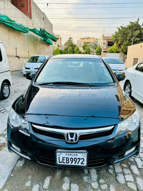 Honda Civic 2011 for Sale in Lahore Image-1