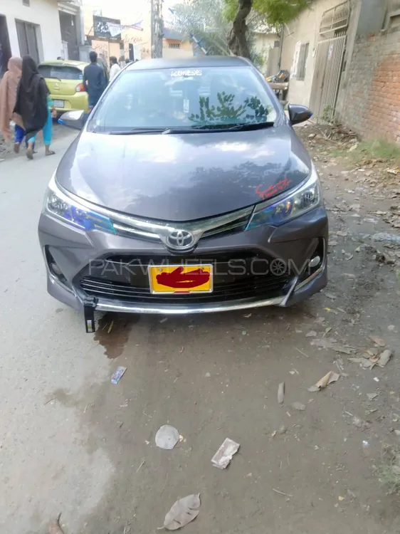 Toyota Corolla 2015 for Sale in Lahore Image-1