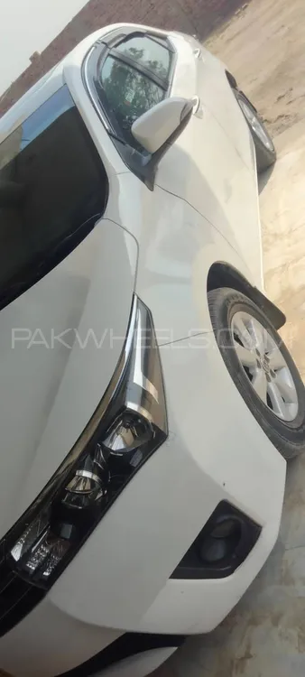 Toyota Corolla 2015 for Sale in Nawabshah Image-1