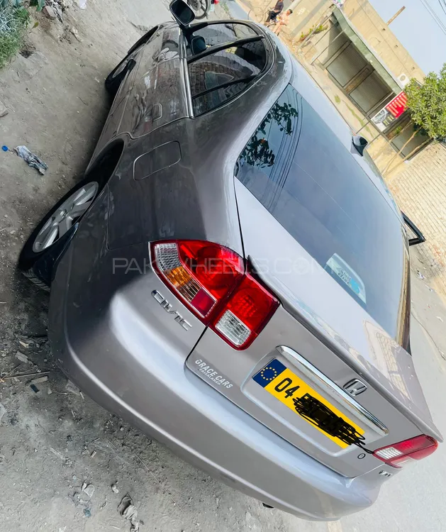 Honda Civic 2004 for Sale in Faisalabad Image-1