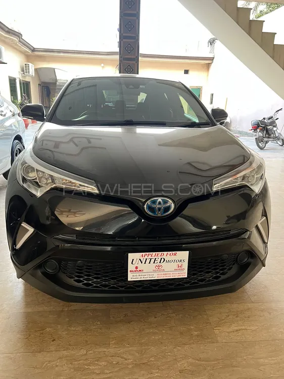 Toyota C-HR 2016 for Sale in Sialkot Image-1