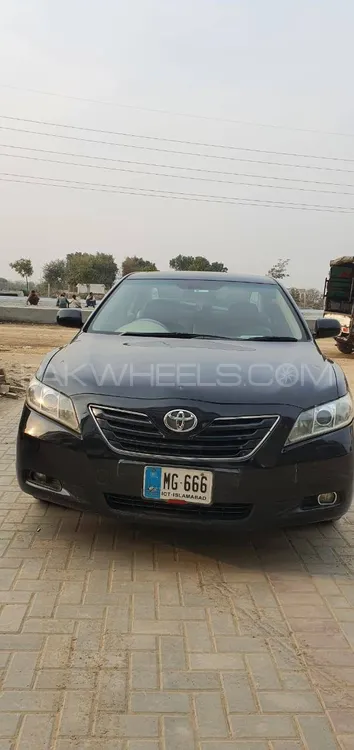 Toyota Camry 2007 for Sale in Lahore Image-1
