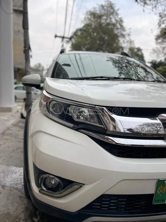 Honda BR-V 2017 for Sale in Lahore Image-1