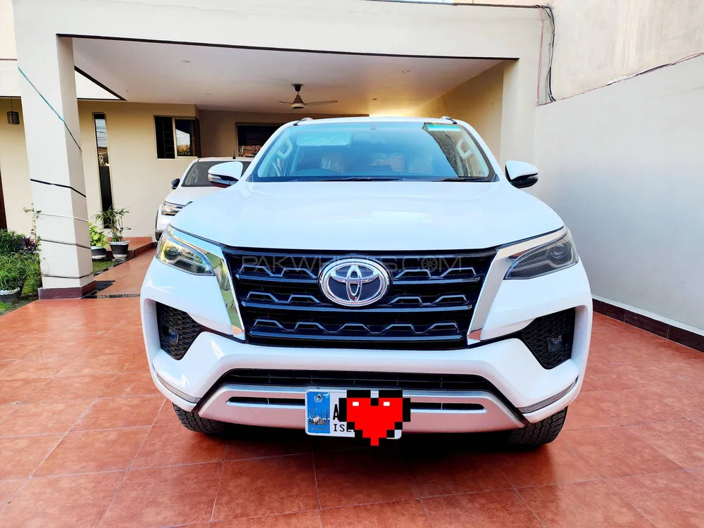 Toyota Fortuner 2021 for Sale in Multan Image-1