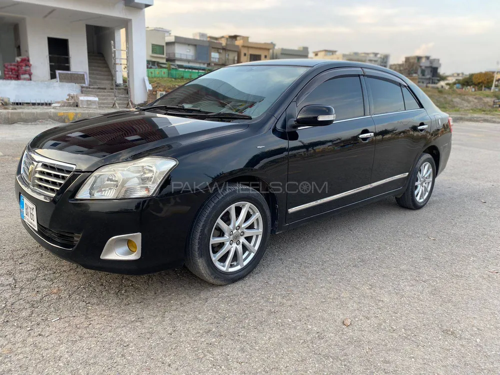Toyota Premio 2011 for Sale in Islamabad Image-1