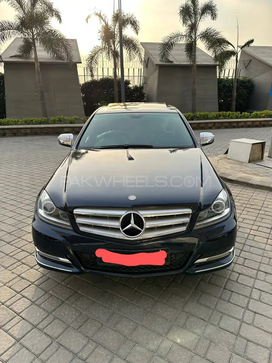 Mercedes Benz C Class 2008 for Sale in Lahore Image-1