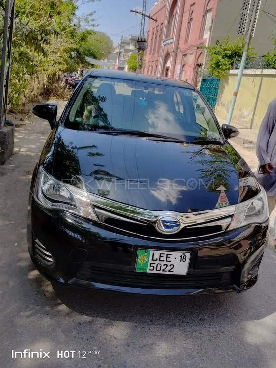 Toyota Corolla Axio 2014 for Sale in Lahore Image-1