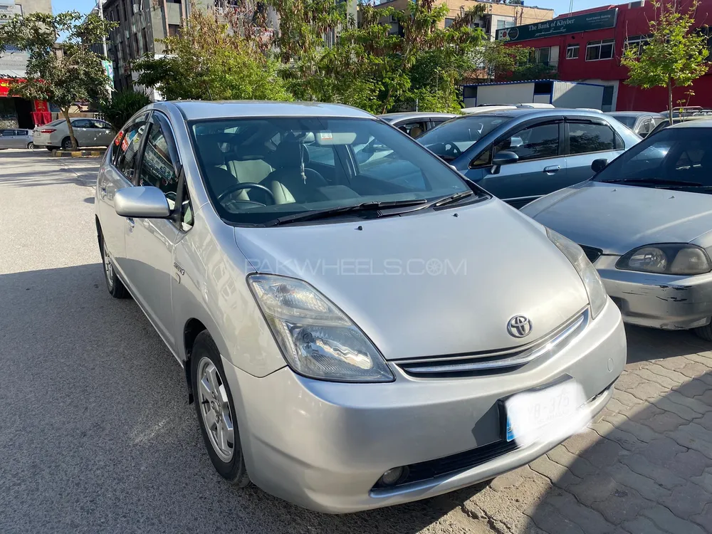 Toyota Prius 2007 for Sale in Islamabad Image-1