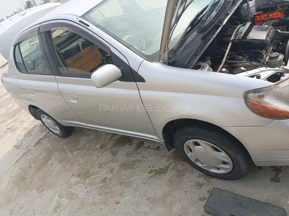 Toyota Platz 2002 for Sale in Swabi Image-1