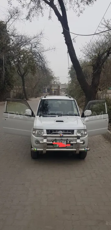 Nissan Kix 2012 for Sale in Lahore Image-1