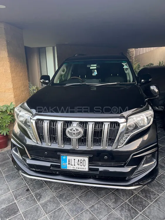 Toyota Prado 2013 for Sale in Islamabad Image-1