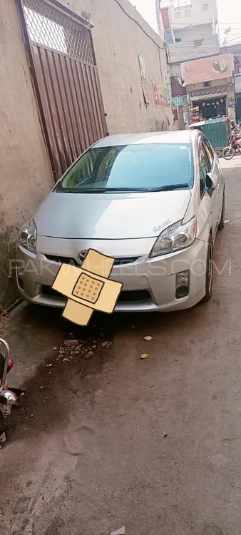 Toyota Prius 2010 for Sale in Lahore Image-1