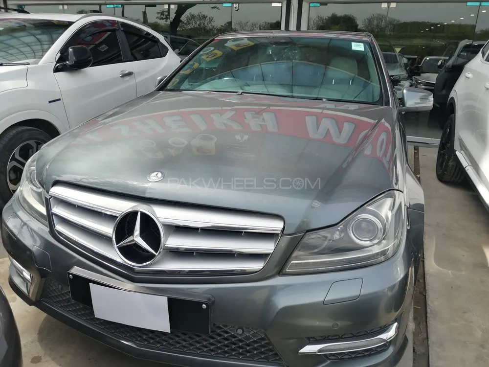 Mercedes Benz C Class 2011 for Sale in Islamabad Image-1