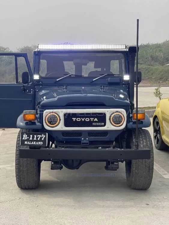 Toyota Land Cruiser 1984 for Sale in Islamabad Image-1