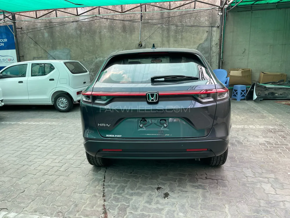 Honda HR-V 2023 for Sale in Lahore Honda HR-V 2023 for Sale in Lahore Image-6