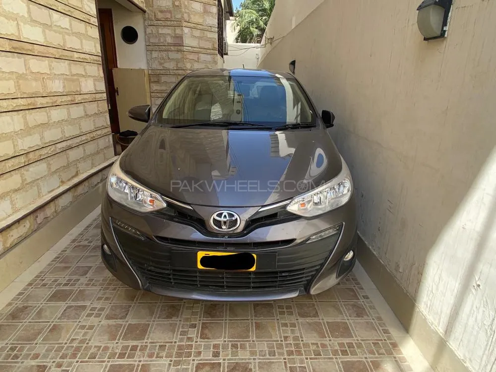 Toyota Yaris Sedan 2021 for Sale in Karachi Image-1