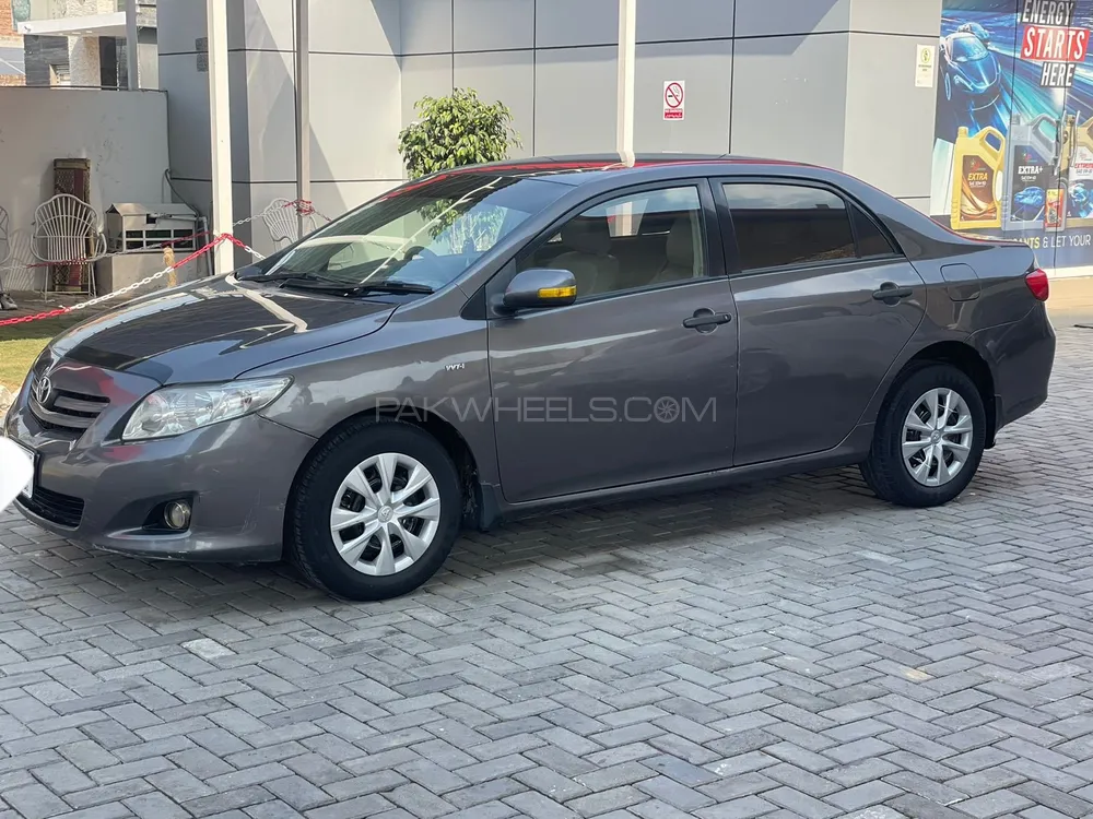 Toyota Corolla 2010 for Sale in Faisalabad Image-1