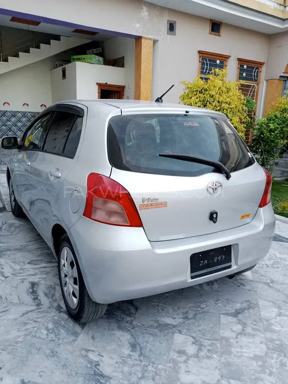 Toyota Vitz 2006 for Sale in Swabi Image-1