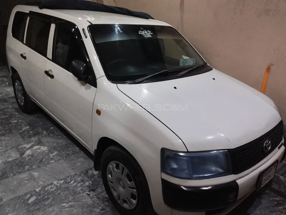 Toyota Probox 2007 for Sale in Lahore Image-1