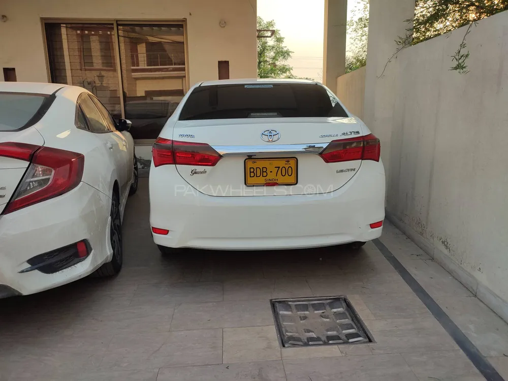 Toyota Corolla 2014 for Sale in Lahore Image-1