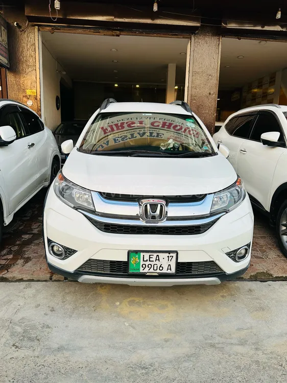 Honda BR-V 2017 for Sale in Lahore Image-1