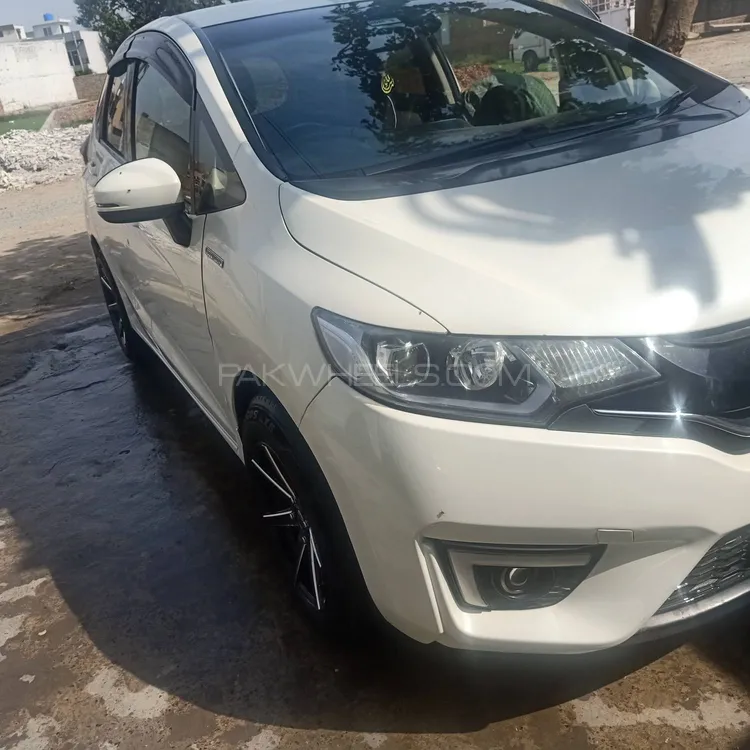 Honda Fit 2014 for Sale in Lahore Image-1