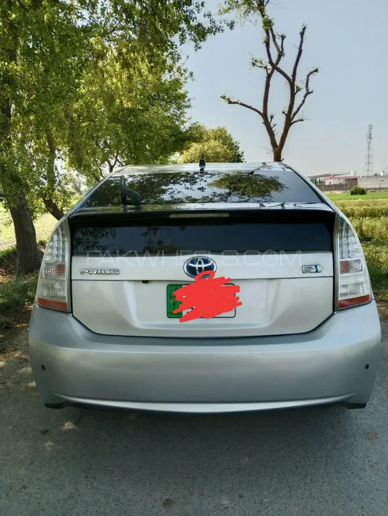 Toyota Prius 2010 for Sale in Sahiwal Image-1