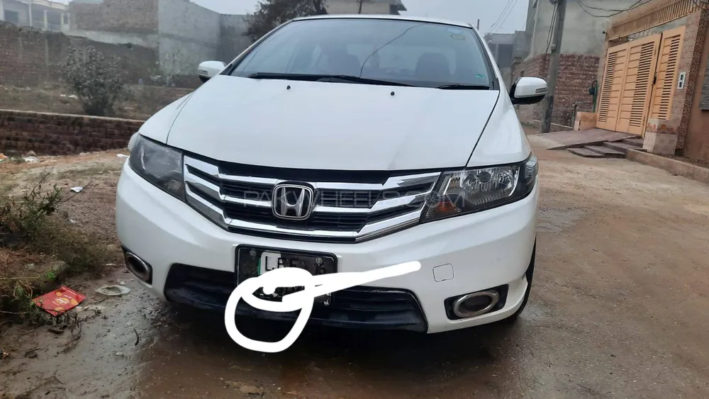 Honda City 2015 for Sale in Raiwind Image-1