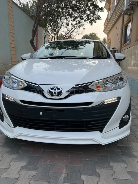Toyota Yaris Sedan 2022 for Sale in Lahore Image-1