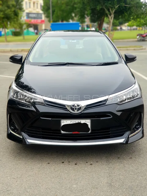 Toyota Corolla 2021 for Sale in Lahore Image-1
