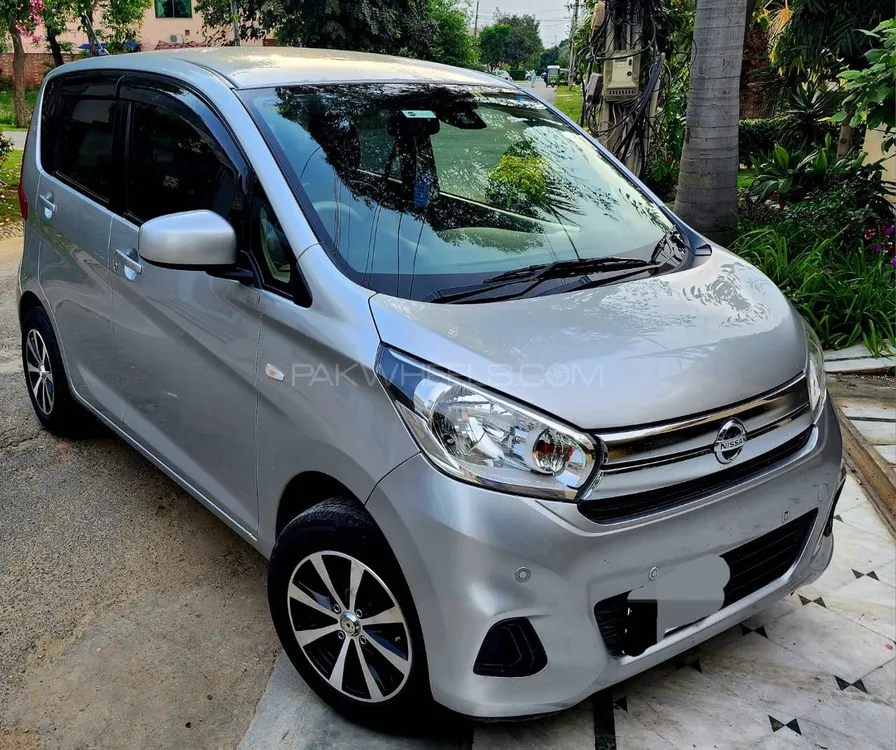 Nissan Dayz 2018 for Sale in Lahore Image-1