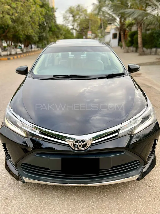 Toyota Corolla 2017 for Sale in Karachi Image-1