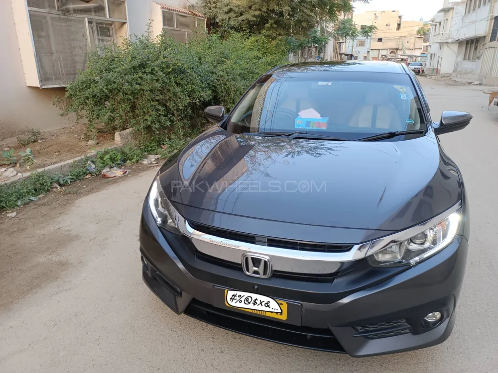 Honda Civic 2018 for Sale in Karachi Image-1