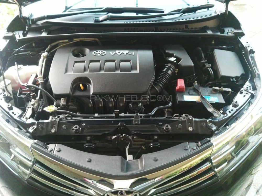 Toyota Corolla 2014 for Sale in Karachi Image-1
