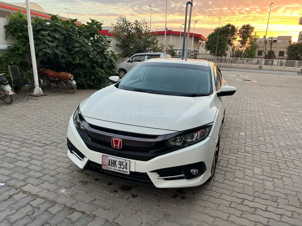 Honda Civic 2018 for Sale in Multan Image-1