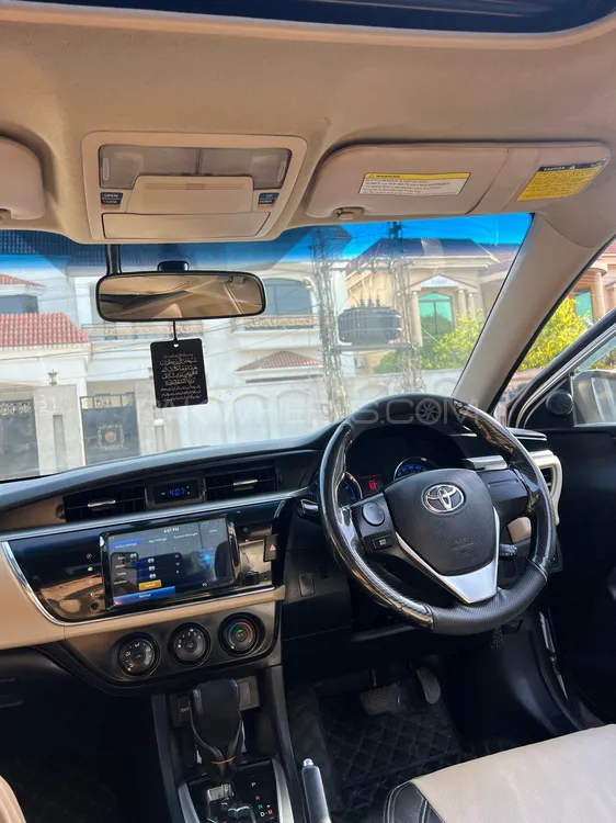 Toyota Corolla 2016 for Sale in Gujranwala Image-1