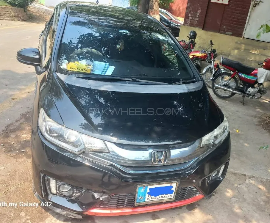 Honda Fit 2013 for Sale in Islamabad Image-1