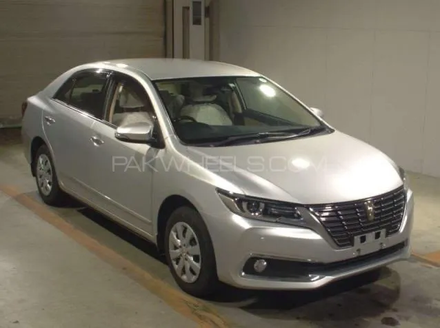 Toyota Premio 2018 for Sale in Karachi Image-1