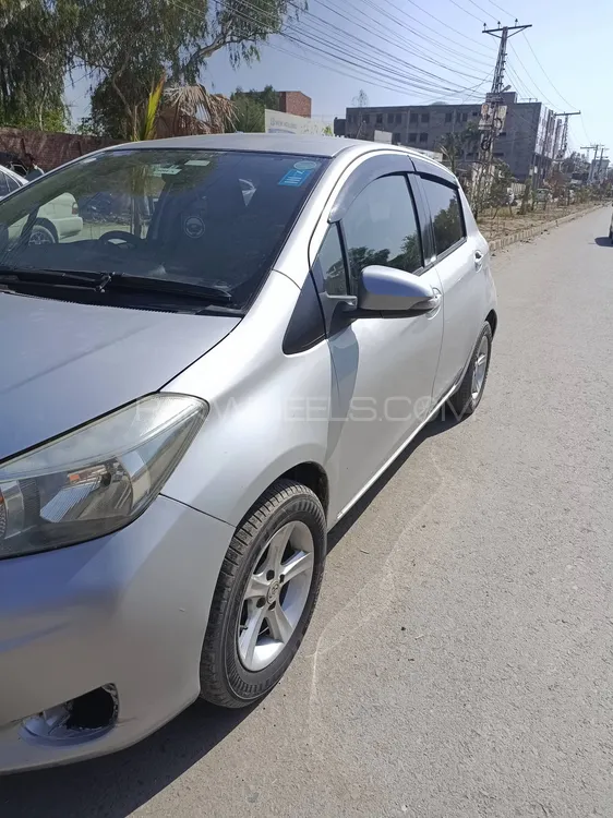 Toyota Vitz 2011 for Sale in Sargodha Image-1