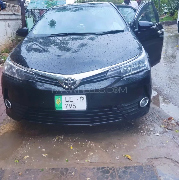 Toyota Corolla 2018 for Sale in Islamabad Image-1