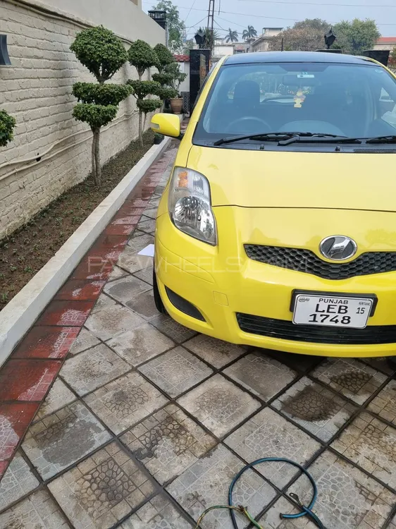 ٹویوٹا ویٹز 2010 for Sale in سیالکوٹ Image-1
