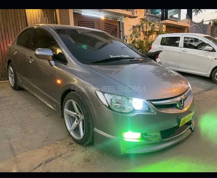 Honda Civic 2007 for Sale in Karachi Image-1