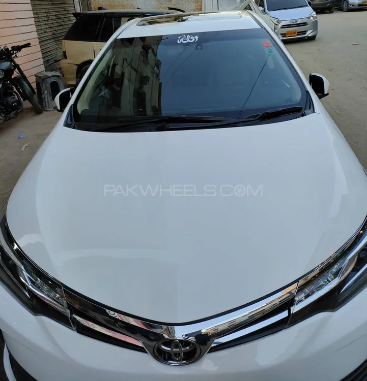 Toyota Corolla 2017 for Sale in Karachi Image-1