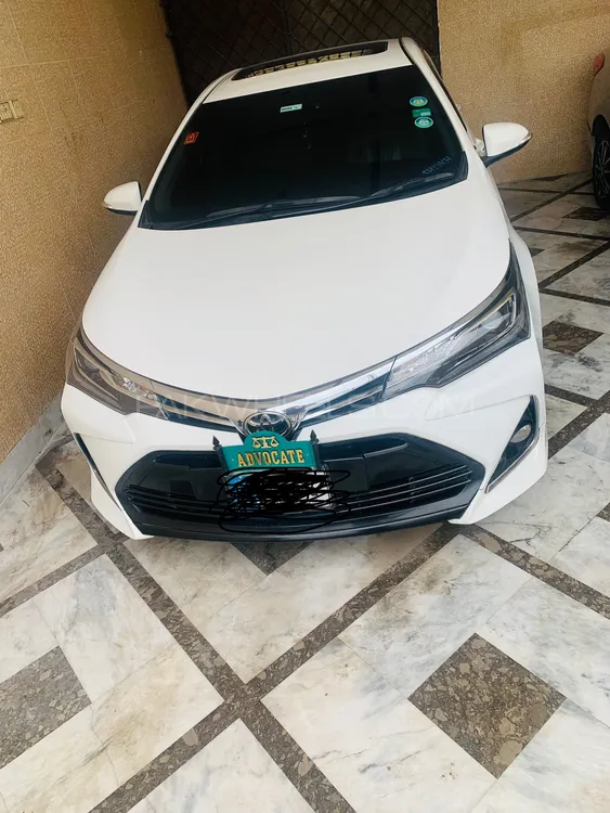 Toyota Corolla 2018 for Sale in Faisalabad Image-1