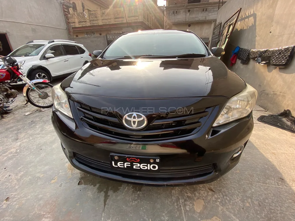 Toyota Corolla 2012 for Sale in Chawinda Image-1